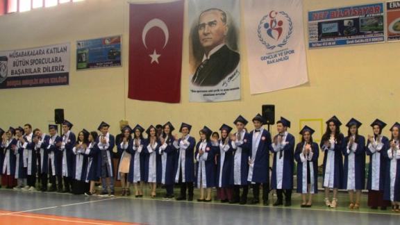 Anadolu Lisesi´nin 2014-2015 Eğitim Öğretim Yılı Mezuniyet Töreni