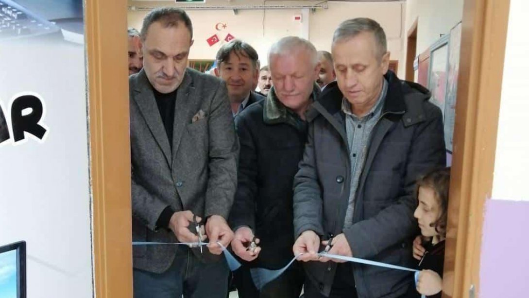 Karşıköy İlk/Ortaokulu'nun Bilgisayar Sınıfı ve Yenilenen Kütüphane Açılışı gerçekleştirildi.